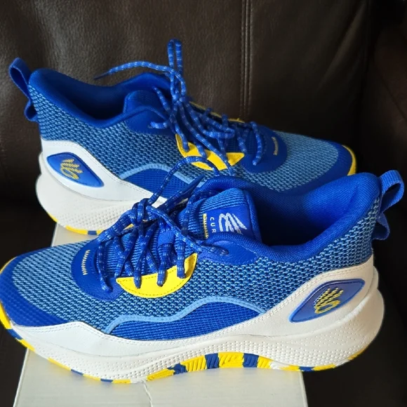 Under Armour Blue and Yellow Men's Sneakers - Picture 3 of 11